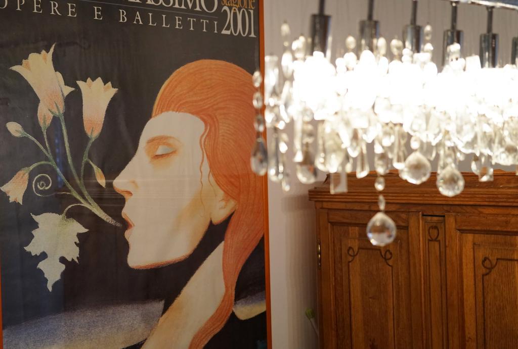 Casa Professa Luxury Palermo Center Apartment ภายนอก รูปภาพ